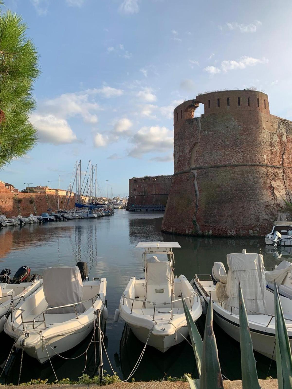 Enjoy Toscana ! 利沃诺 外观 照片